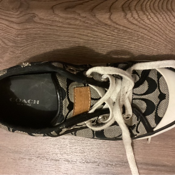 Coach Logo Sneakers Size 6.5 Per-Owned - Picture 6 of 8